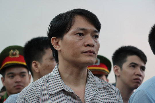 Bí mật đòn tra tấn của "đại bàng" trại giam ở TP HCM