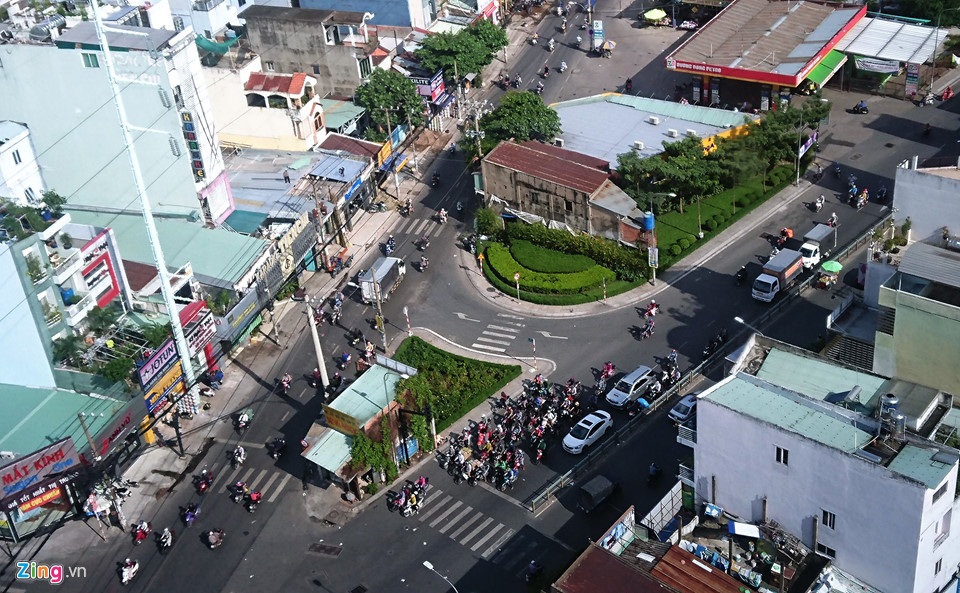 Căn nhà 4 mặt tiền án ngữ ngã tư trọng điểm Sài Gòn