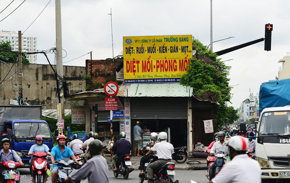 Căn nhà 4 mặt tiền án ngữ ngã tư trọng điểm Sài Gòn