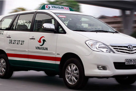 Vinasun mua hãng taxi 27 tỷ ứng phó sự bành chướng của Grab, Uber