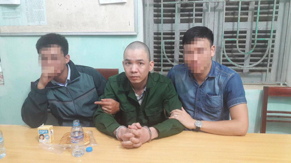 bắt 2 tử tù