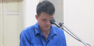 Đồng bọn của tử tù trốn trại Nguyễn Văn Tình bật khóc tại tòa