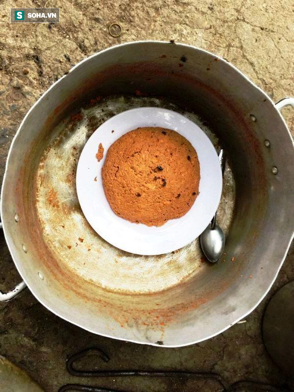 bỏ thuốc chuột vào nồi bún bò