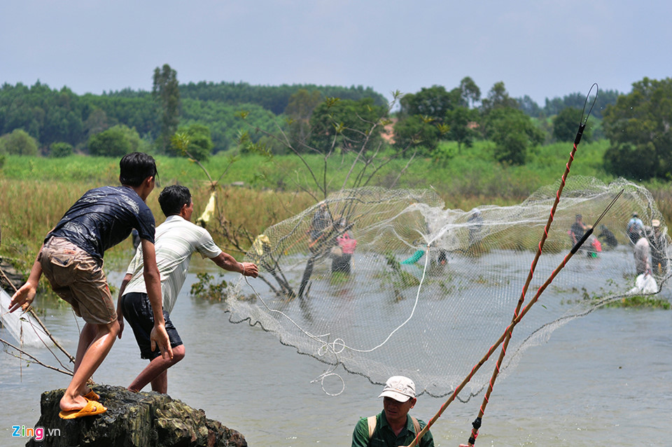 chân đập thủy điện