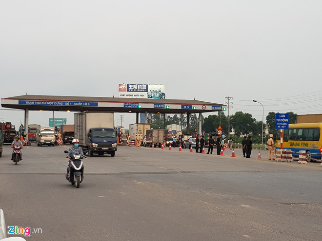 nhieu-tram-bot-thu-phi-nhu-tran-lot-nguoi-dan-2 “trấn lột” người dân