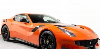 Ferrari F12tdf màu đỏ cam