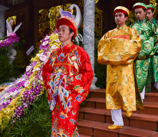 Hoài Linh