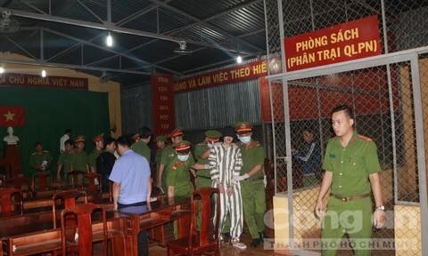Nguyễn Hải Dương trên đường bị áp giải đến nơi thi hành án