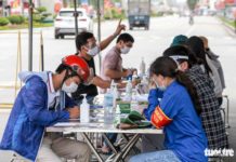 9 người ăn giỗ bị phạt 135 triệu đồng, sau đó có 1 F0, 8 người đi cách ly tập trung