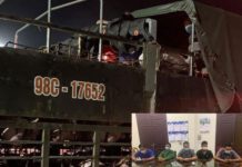 Bốn người đàn ông ‘đóng giả’ lợn nằm trong thùng xe vượt chốt kiểm dịch COVID-19