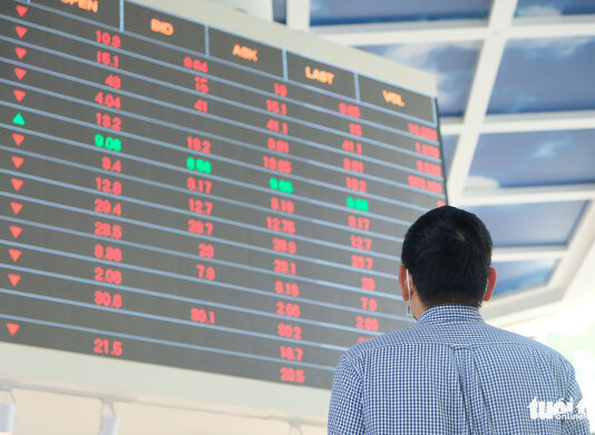 Người thân của lãnh đạo VPBank bị phạt gần 1 tỉ vì mua bán cổ phiếu ‘chui’