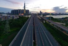 ‘TP.HCM có thể phải giãn cách xã hội thêm 1-2 tuần’