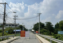 Hai vợ chồng không khai báo y tế, mời khách đến ăn đám giỗ, lây COVID-19 cho 4 người