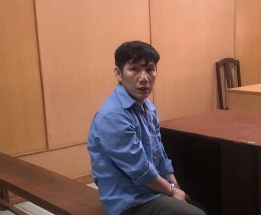 Hơn 30 năm vào tù ra tội của bị cáo luôn miệng xin… được t.ử hình