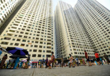 KHẨN: Tìm người đã đến tổ hợp chung cư hơn 30.000 cư dân từ 10-8 tới nay