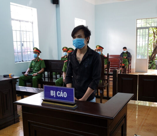 Các đối tượng vượt chốt kiểm dịch, chống người thi hành công vụ lãnh án tù