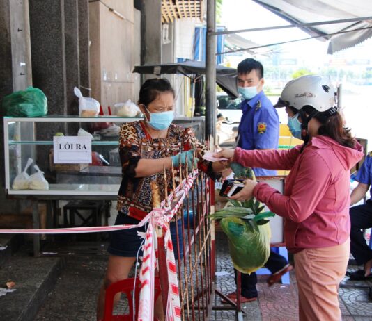 Nhiều địa phương dần mở cửa