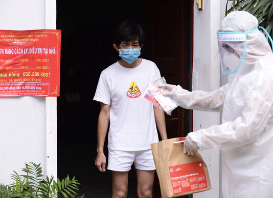 Sở Y tế TP.HCM đang tìm giải pháp ‘hợp tình, hợp lý, đúng luật’ vụ F0 ‘ngoài vòng quản lý’