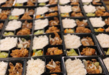 Chấn chỉnh việc để F0 xô rào, giành suất ăn trong khu điều trị dã chiến