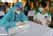 Những trẻ nào chống chỉ định tiêm vaccine phòng Covid-19 của Pfizer?