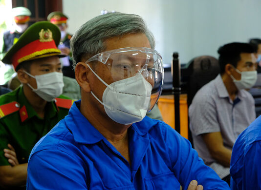 ‘Trùm’ xăng dầu Trịnh Sướng bị đề nghị 12-13 năm tù
