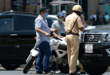 Vi phạm giao thông có thể bị phạt đến 75 triệu, vay mua nhà, lãi suất chỉ 4,8%