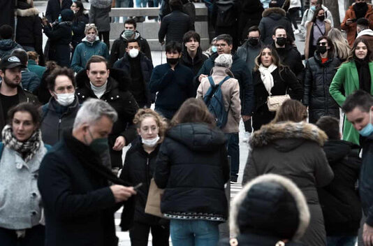 WHO cảnh báo Omicron gây quá tải hệ thống y tế, thế giới đã trên 5,4 triệu ca t.ử v.ong