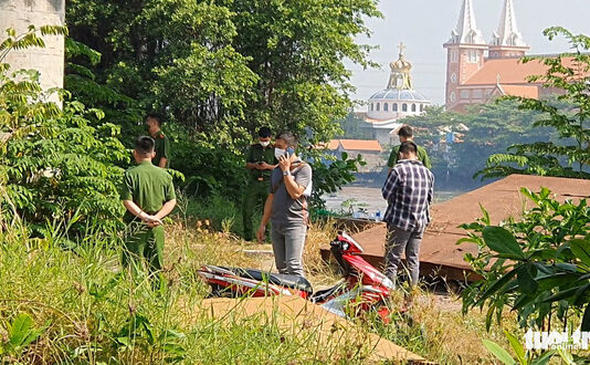 Xét nghiệm đ.ộc chấ.t trong thi thể nam sinh mất tích rồi t.ử vo.ng trên sông Sài Gòn