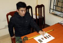 Bé gái 3 tuổi bị cắm đinh vào đầu đã t.ử v.ong, trách nhiệm người mẹ ra sao?