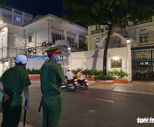 Công an mời êkip livestream của bà Nguyễn Phương Hằng đến làm việc