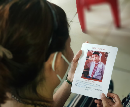 Một gia đình ở Bình Tân 20 ngày nay mất liên lạc với con trai 13 tuổi