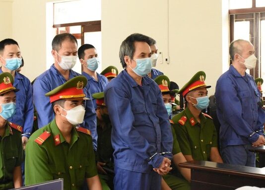 T.ử h.ình 2 đối tượng người Trung Quốc mở xưởng sản xuất ma tuý ‘khủng’ ở Kon Tum