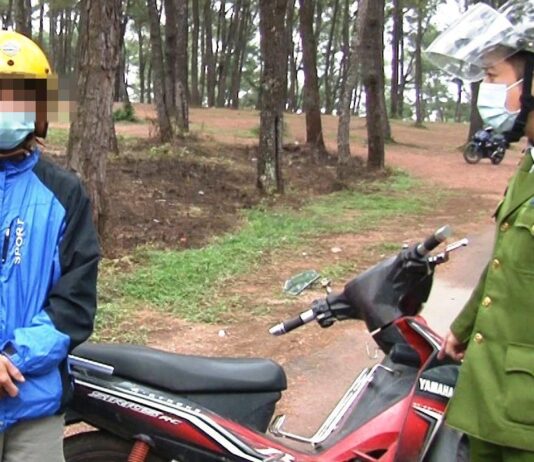 Bắt kẻ biến thái kẻ biến thái giả danh công an để giở trò xấu với trẻ em gái