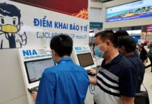 NÓNG: Ngừng khai báo y tế nội địa