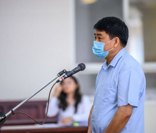 Chị gái ông Nguyễn Đức Chung vay 10 tỉ đồng khắc phục hậu quả giúp em trai