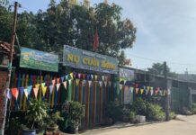 Gia đình tá hỏa báo công an khi rước bé gái từ trường mầm non về