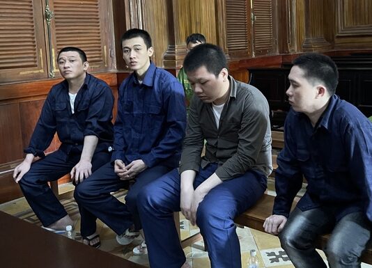Hơn 100 kg ma túy trong tiệm bán “đồ si đa” tại TP HCM
