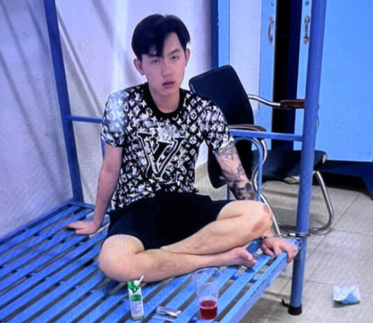 Một người cha khai báo con trai bị lừa sang Campuchia ‘không thể trở về’