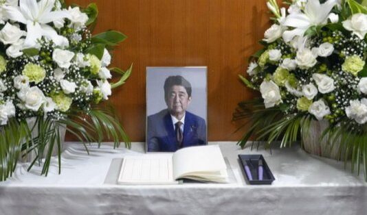 Tiết lộ bất ngờ về “mối thù hận” của kẻ á.m s.át ông Abe Shinzo