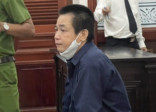 Người từng dùng búa đ.ánh vợ lại đ.âm ch.ết con trai