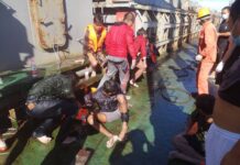 8 người Myanmar trôi dạt trên biển được đưa vào Bà Rịa – Vũng Tàu