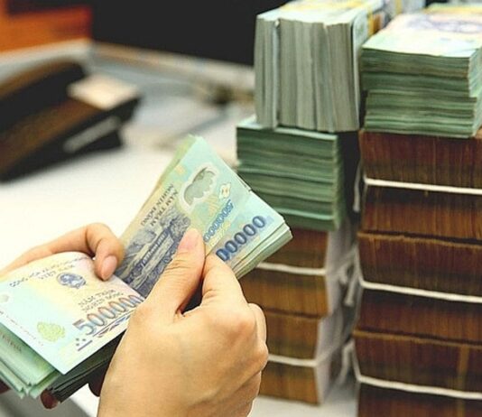 Ngân hàng cung cấp thông tin cho công an vụ vận chuyển trái phép 30.000 tỉ đồng ra nước ngoài