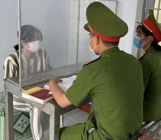 Nhóm người “đánh úp” tiệm vàng ở Đắk Nông, TP HCM, Đồng Nai