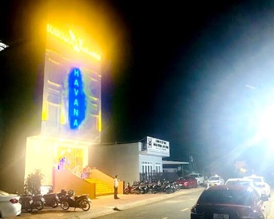 Diễn biến nóng vụ “ăn chơi” liên quan đến “khách VIP” ở Bảo Lộc