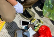 Cảnh sát nổ súng bắt 4 nam, nữ thanh niên vận chuyển ma túy trên cao tốc