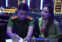 Công an lật tẩy nhiều bí mật tại quán karaoke Hollywood ở quận Bình Tân