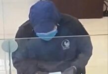 Bịt mặt, dùng vật giống súng xông vào ngân hàng cướp gần 700 triệu đồng