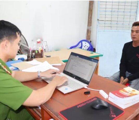 Khởi tố YouTuber “Thánh khờ miền Tây”