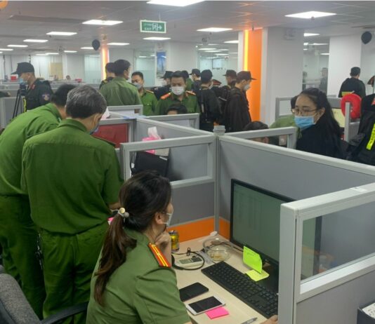 Thủ đoạn ghép ảnh nóng để đòi nợ của nhân viên tài chính ở TP.HCM
