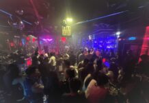 Hàng trăm dân chơi “lạc trôi” trong quán bar ở Biên Hoà lúc rạng sáng